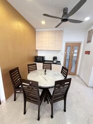 East Shine (D14), Apartment #597476781